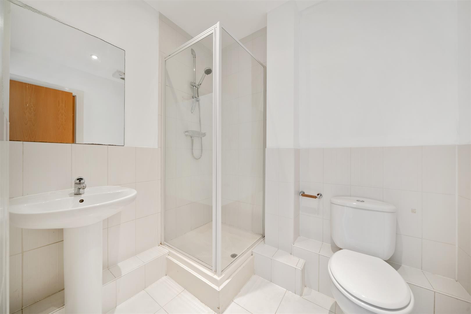 Property Image 0fa4a4d3-4bb3-42d7-a995-cc248d8c33bf