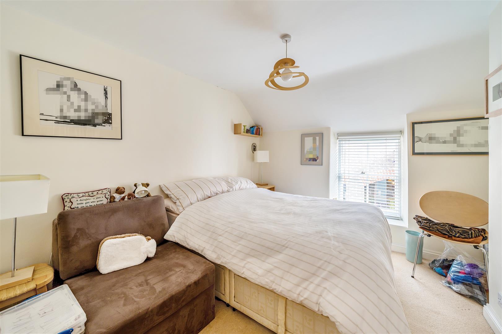 Property Image 0fb4a514-3dd1-4566-90bb-9438fd7ce5d5