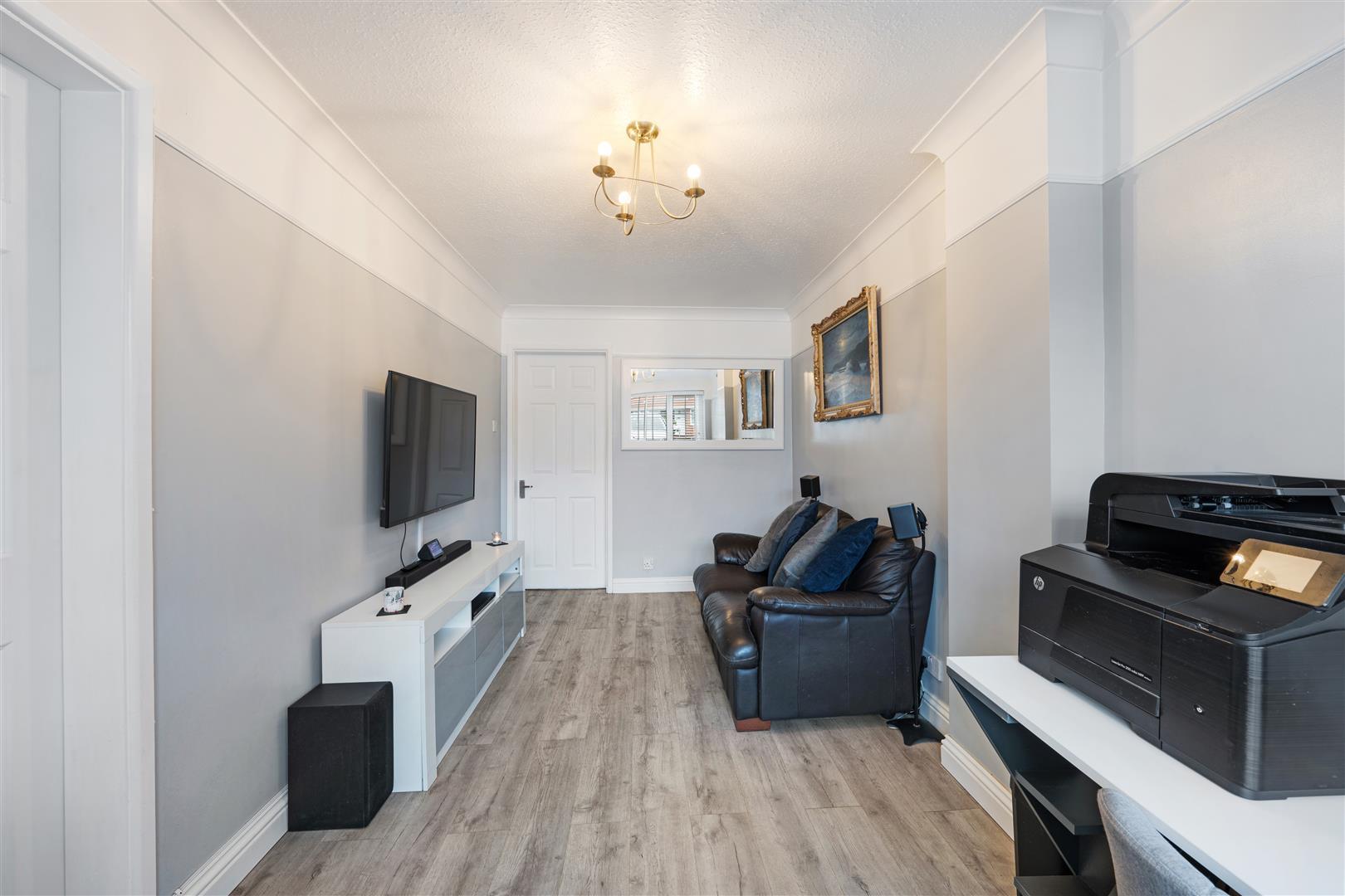 Property Image 0fb5a88f-8d9a-4f0e-8112-23b8a88553e1