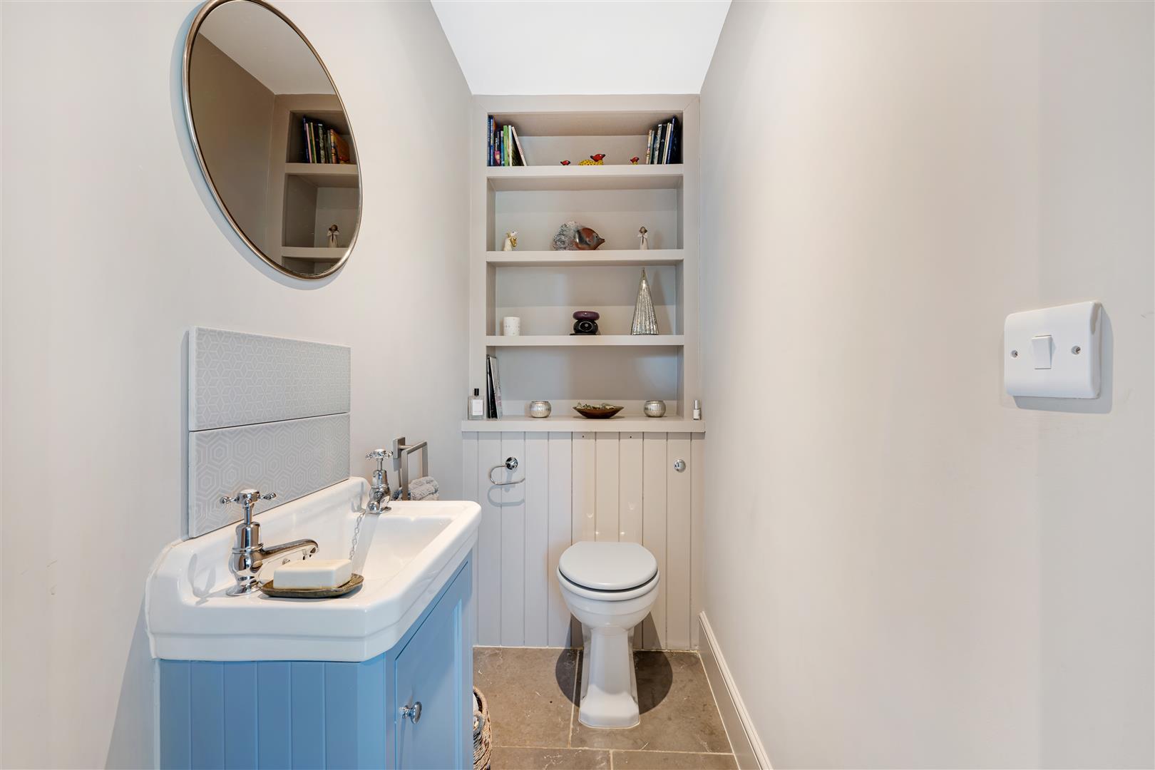 Property Image 0fb8979a-35d9-4192-bb9c-350019a25646
