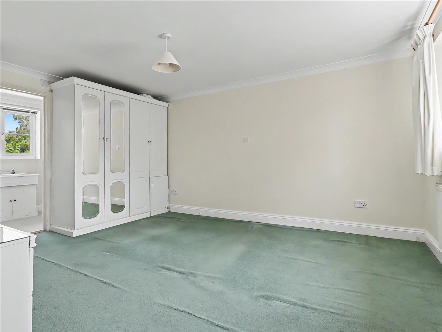 Property Image 0fba52ca-17f8-4192-aede-f3bd94ffc02a