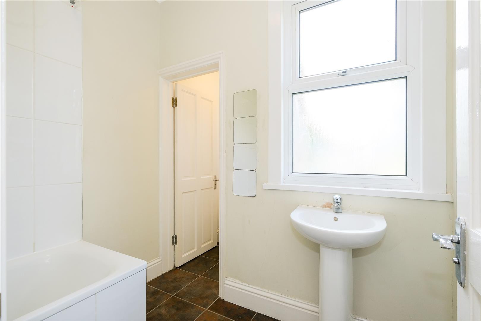 Property Image 0fbdbe08-6756-4bfe-9458-018c37d2dc18