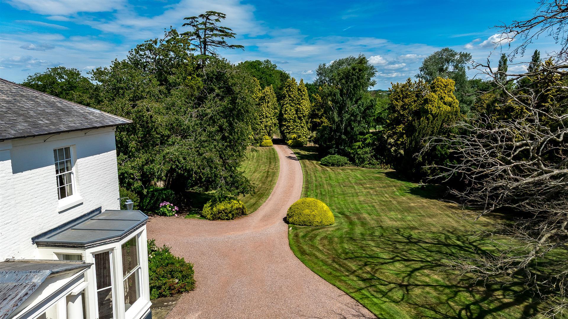 Property Image 0fd57833-c07b-44f9-9029-e1aeb9cbfe2d