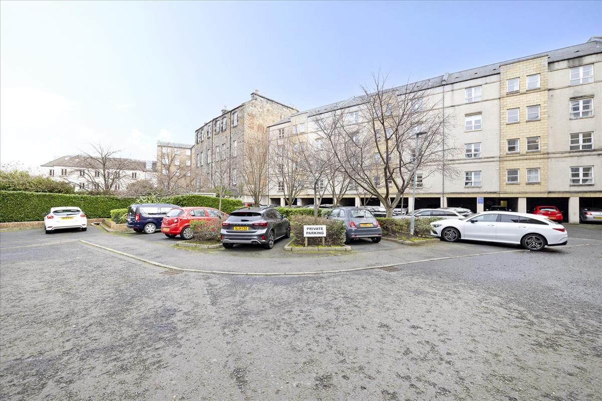 Property Image 0fe87e66-d4fd-48a0-8d78-247f69652620