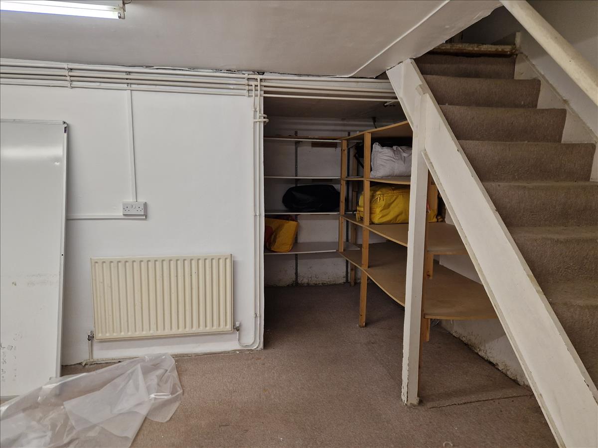 Property Image 0ff123f0-f4d0-44ec-b85b-92064d4ced34