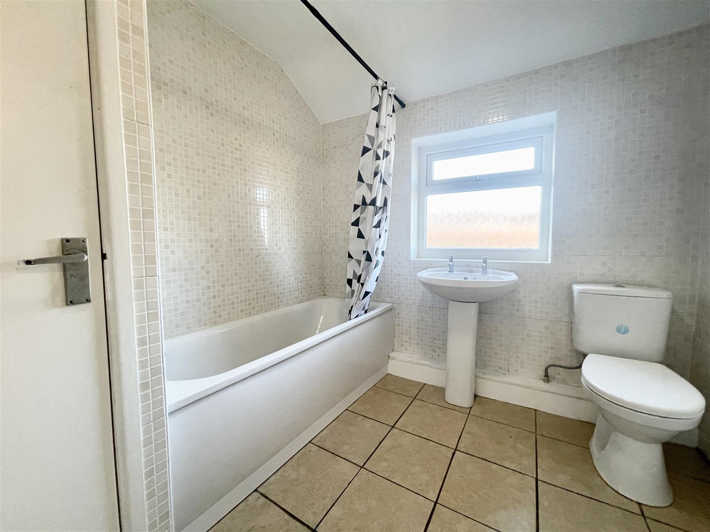 Property Image 1008cd20-173b-4aa8-a85e-f890bf029a7f
