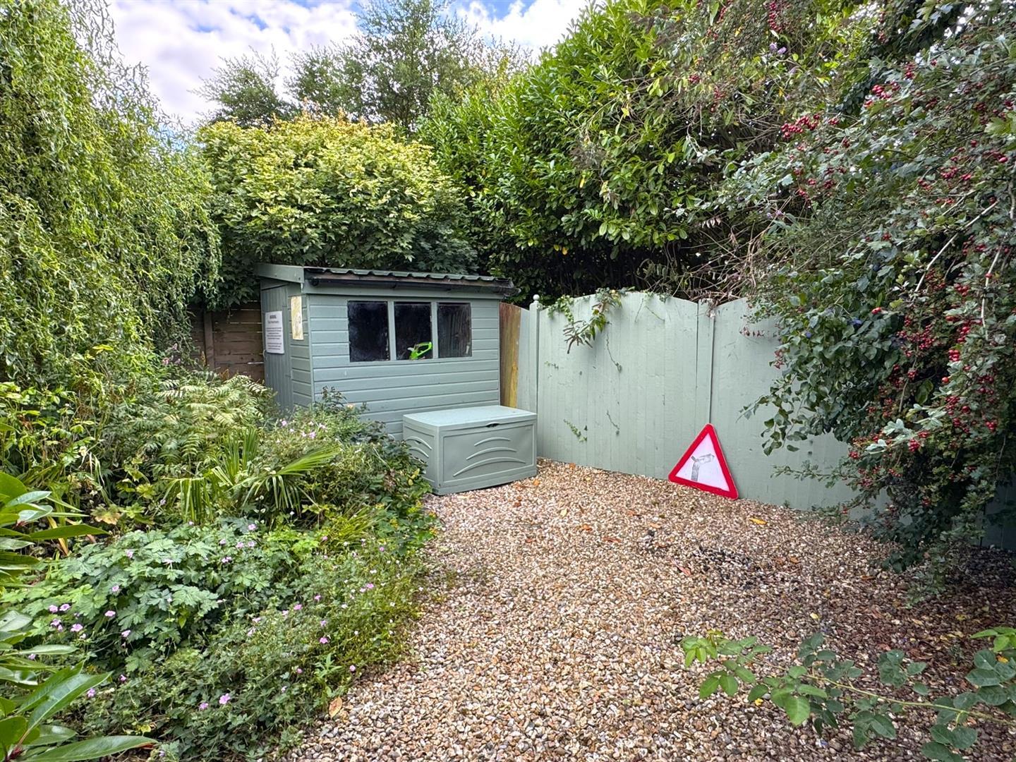Property Image 100e2b3d-19a7-47e9-84a5-b0a70390afe8