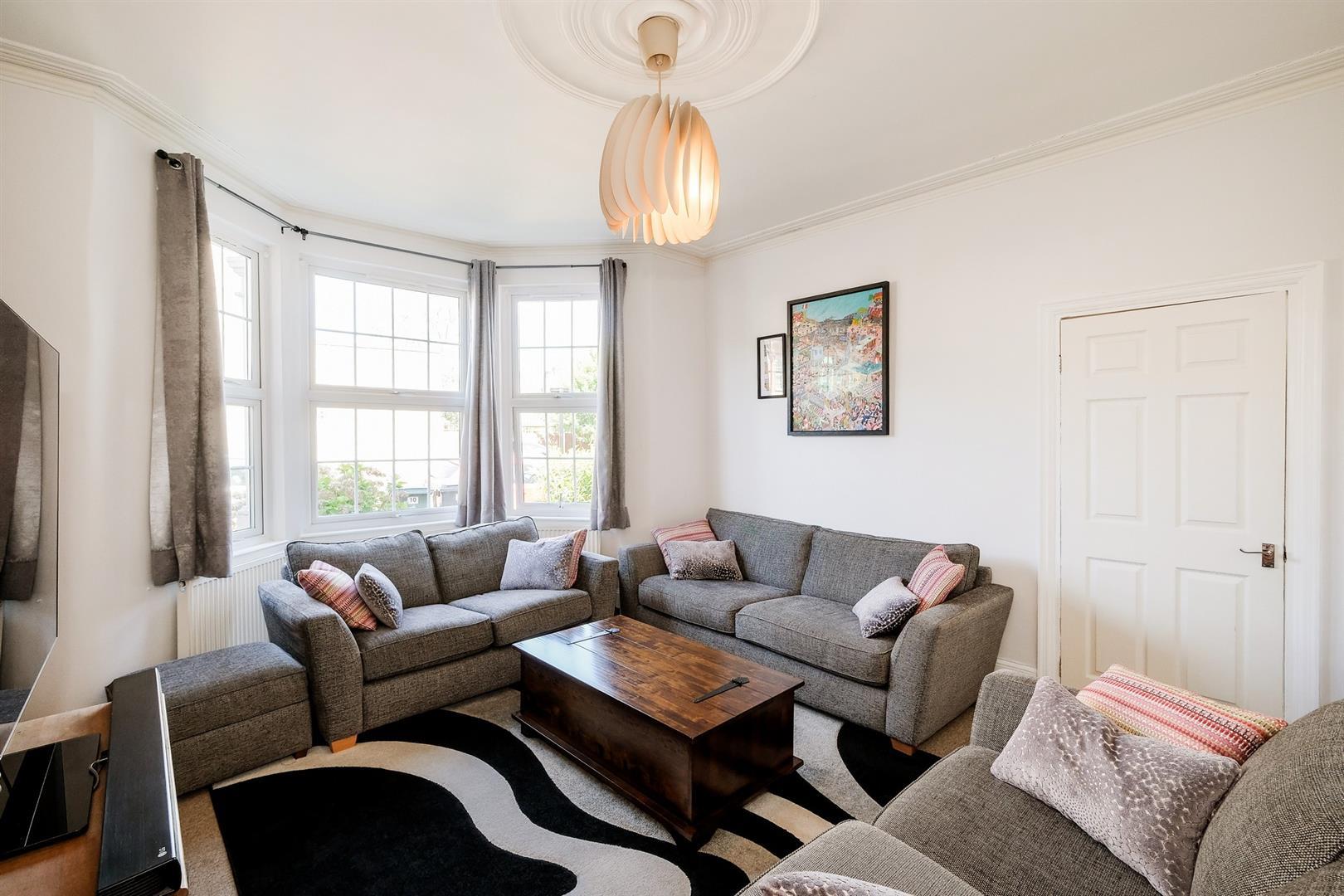 Property Image 10271442-eed7-4817-ac81-31488ad8c8c8