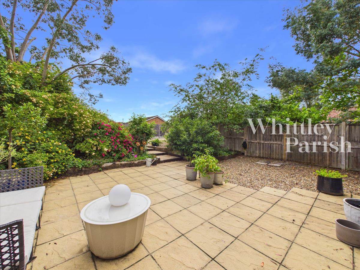 Property Image 10299394-9c30-4f0a-8b8b-29d1e2af785b