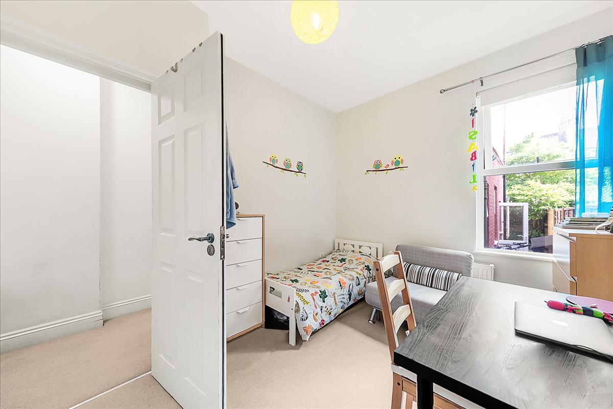 Property Image 103249e2-7ca0-4627-84e3-72dd76f589c4