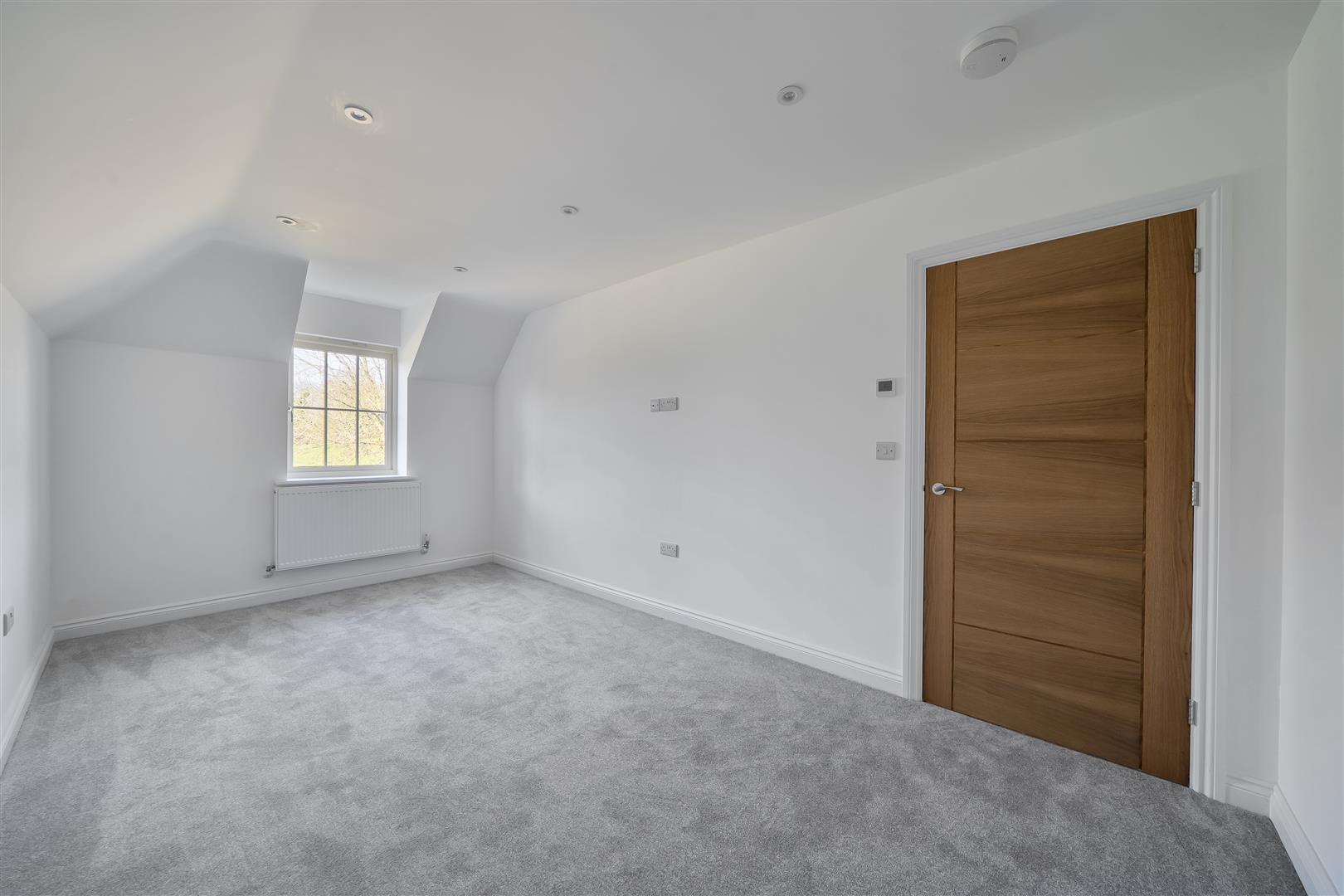 Property Image 103daeb7-2819-413e-a752-9c687d32bf21