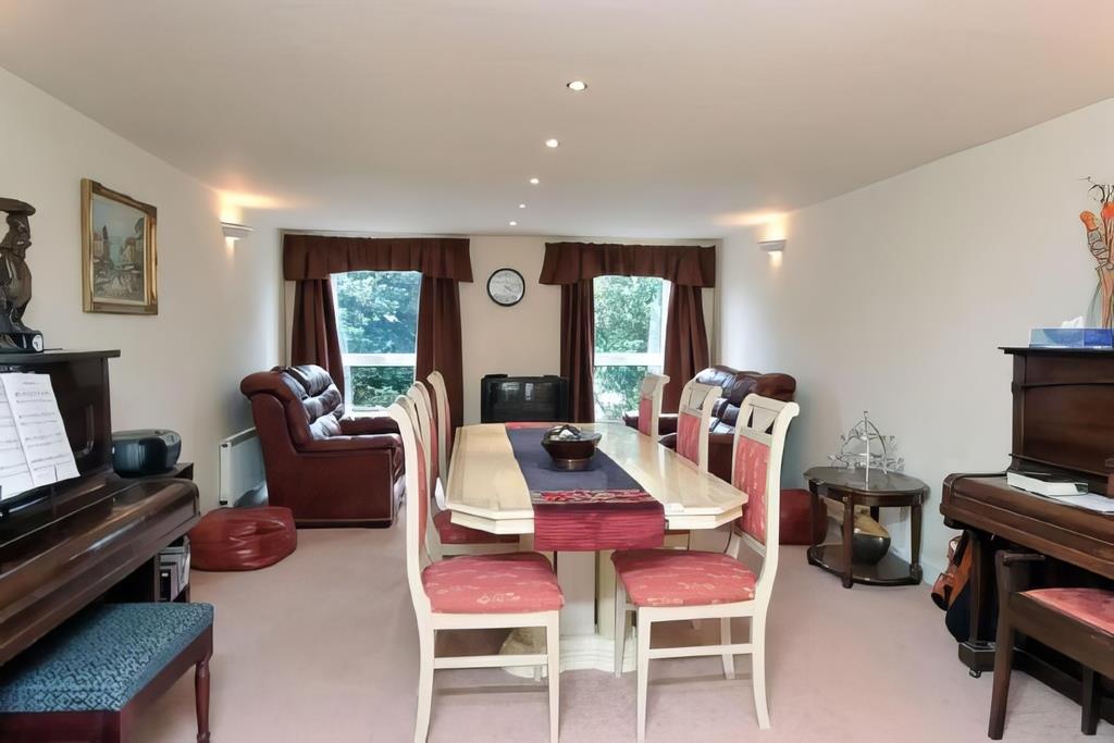 Property Image 105ad3d2-d549-4dcb-b795-6607129af80d