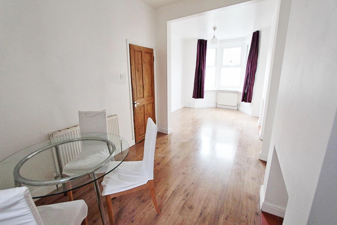 Property Image 1073ea78-f373-4346-9030-81774cf0c1d3