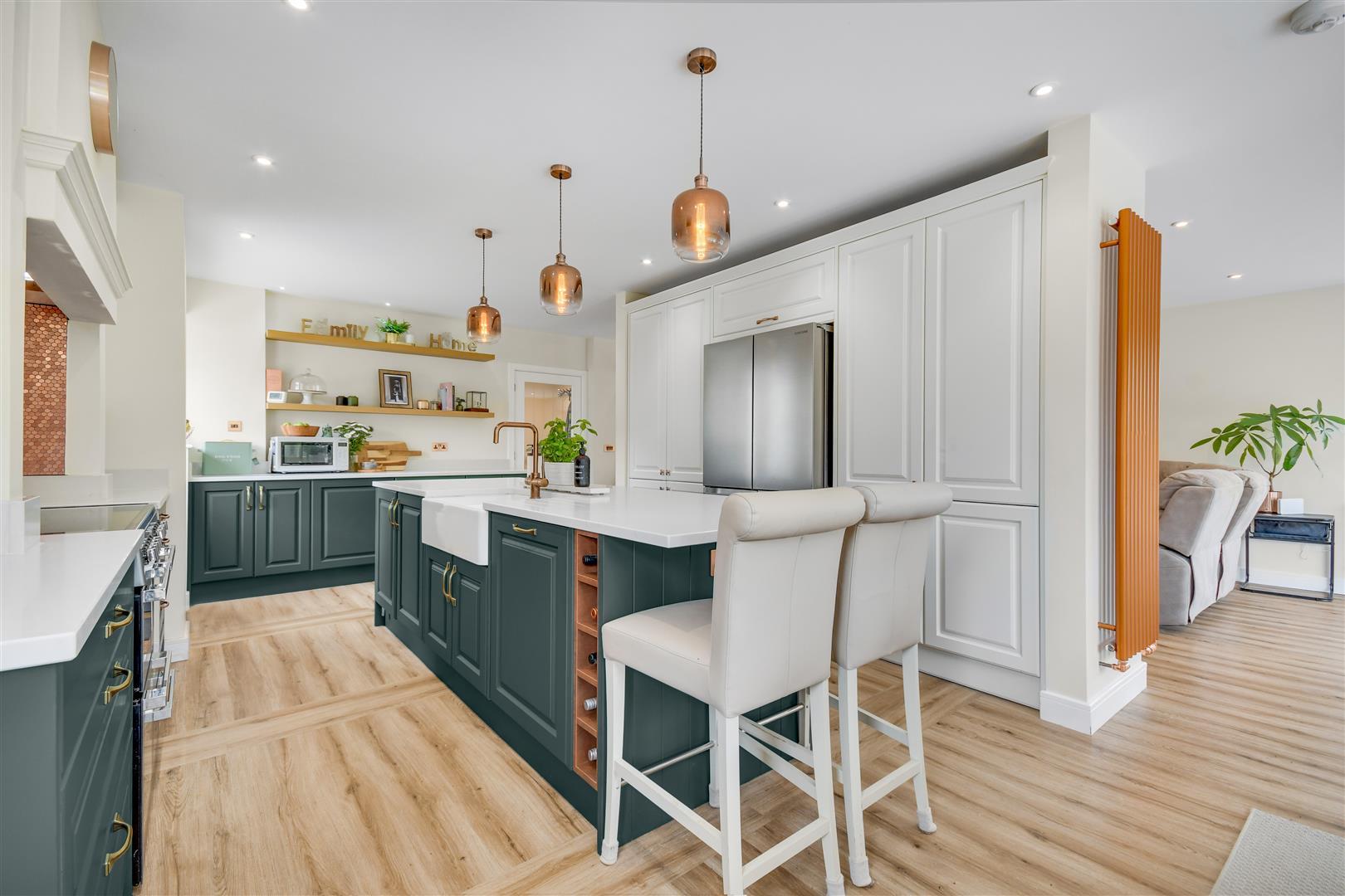 Property Image 10749dd8-f986-4832-bdd1-b9ce3c793195