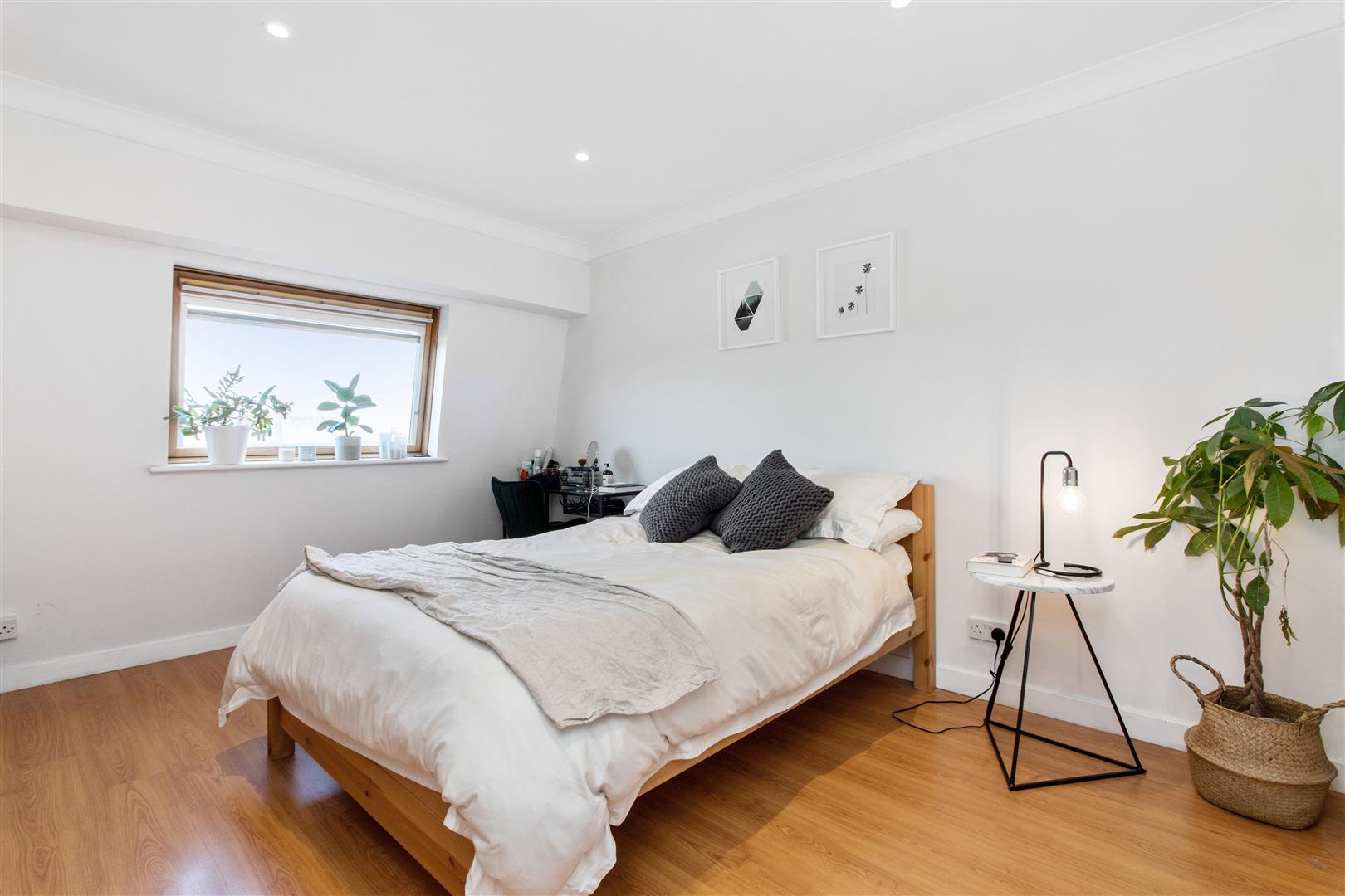 Property Image 1087f178-3718-49c9-ac3c-ba0ff12a1c23