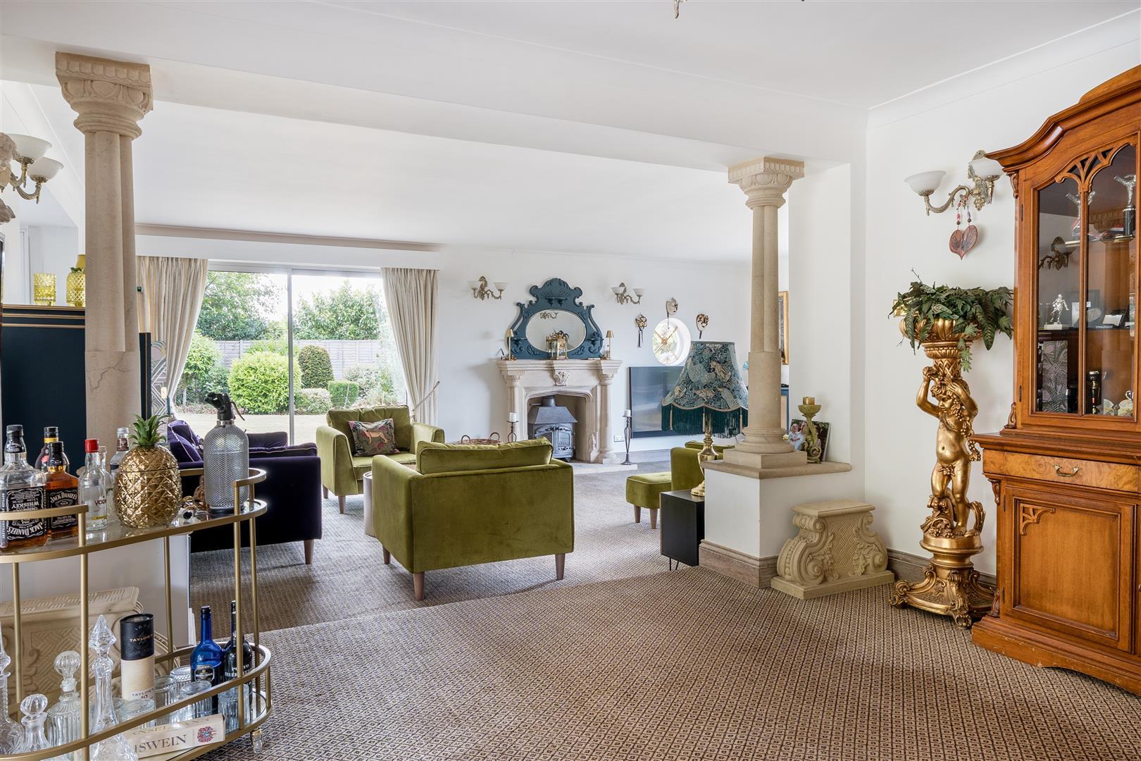 Property Image 109f00fc-1896-4f4c-8c58-1027acf1dda7