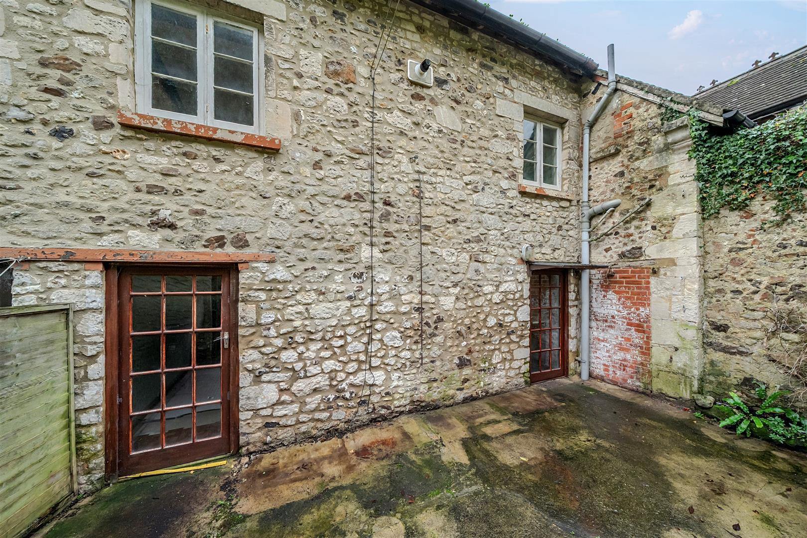 Property Image 10b821da-03a2-4be1-8768-b0e0fd519f02