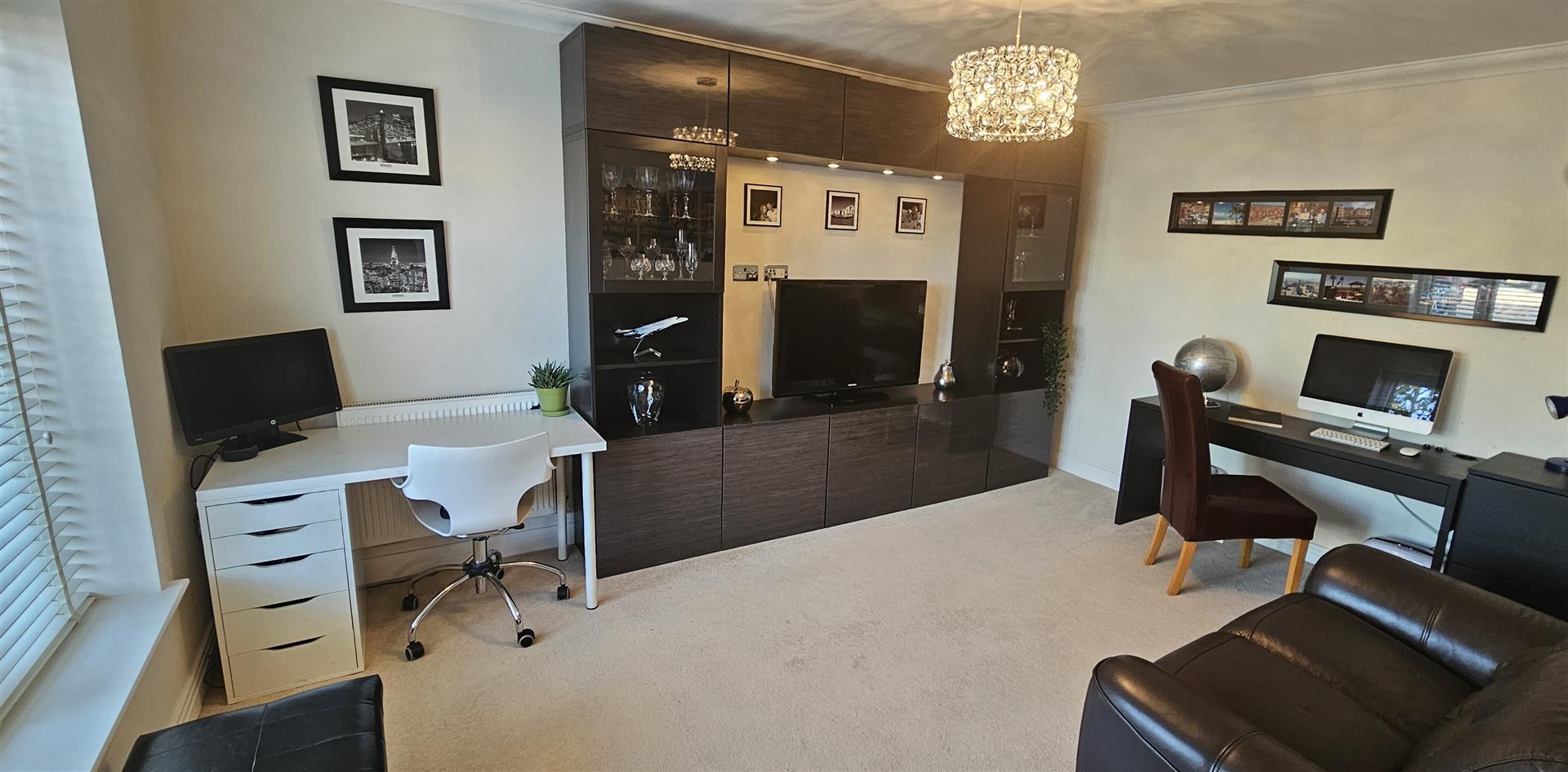 Property Image 10bd313b-82ca-4c59-aee5-2cf24b75c576