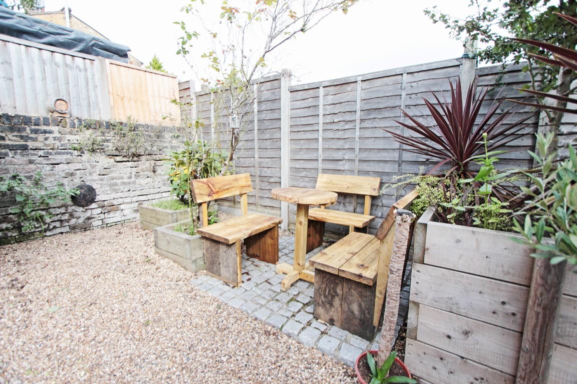 Property Image 10c0f250-e5b0-45eb-8dd4-5ef1794945e3