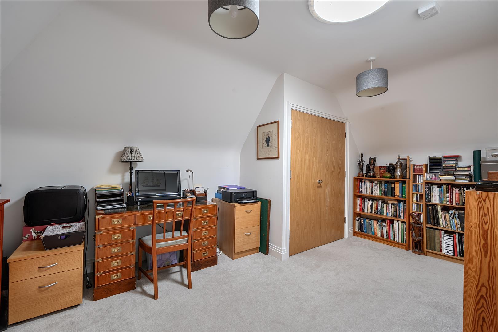 Property Image 10c4bc55-6ac5-49e4-a261-11b89df56d98
