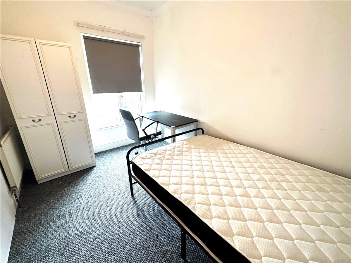 Property Image 10e979a5-8402-4fe9-b517-1e49cd807c4f