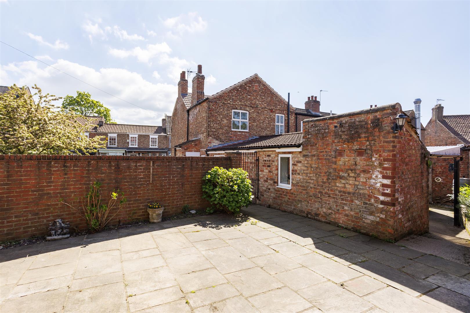 Property Image 110397c8-5bbe-45a9-b8dc-39414309596b