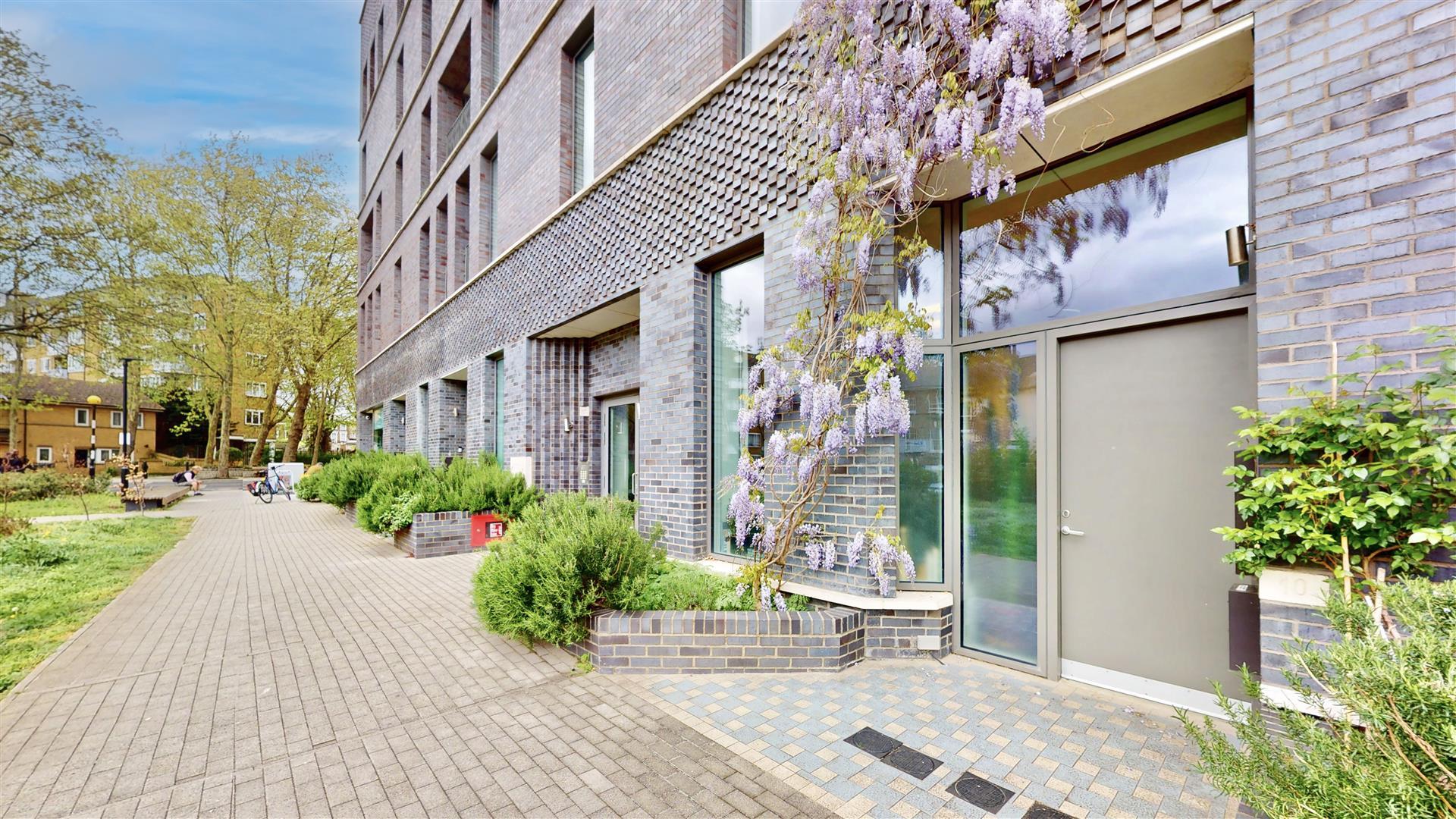 Property Image 1105c693-42e5-4440-9522-de6ab0bf5ba9