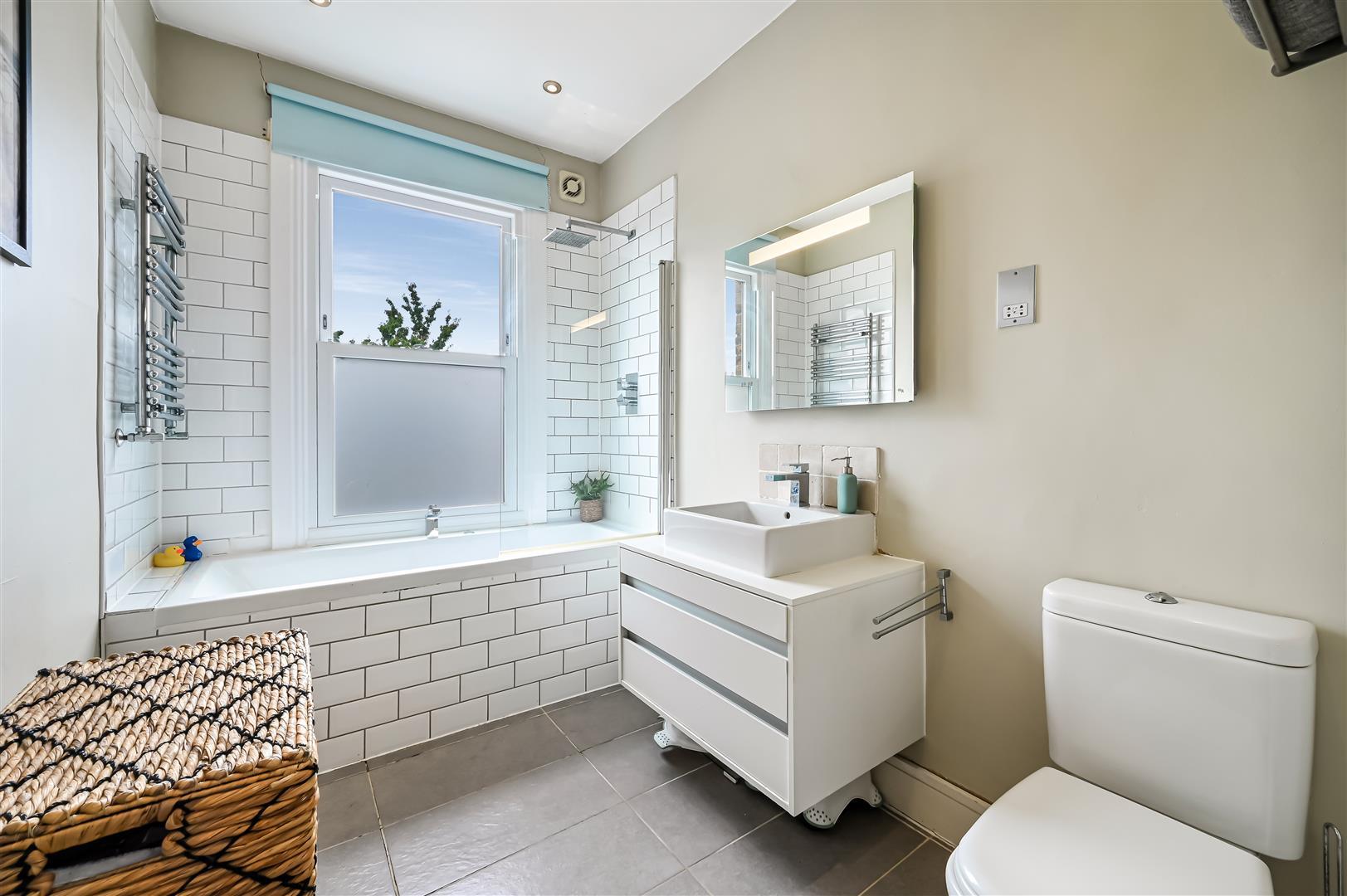 Property Image 1109bc03-249b-401e-b003-bf13996c0750