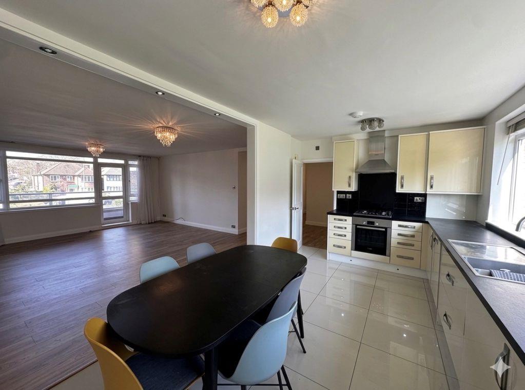 Property Image 110f75ff-5896-43ac-88eb-e8ff230a7c5d