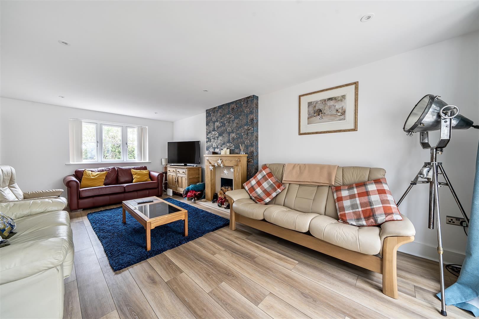 Property Image 112c3a02-df4e-4b56-98d0-154b587404b9