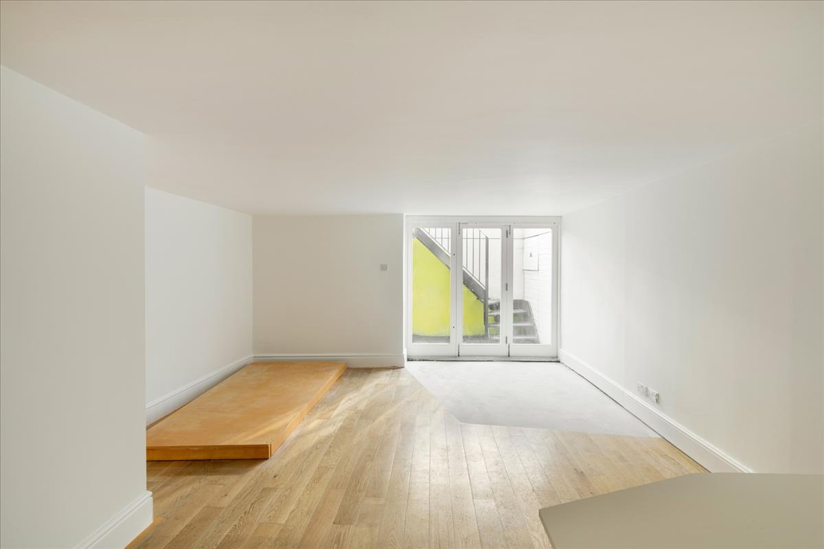 Property Image 1130a2e1-7013-45e9-b342-535e137d1496