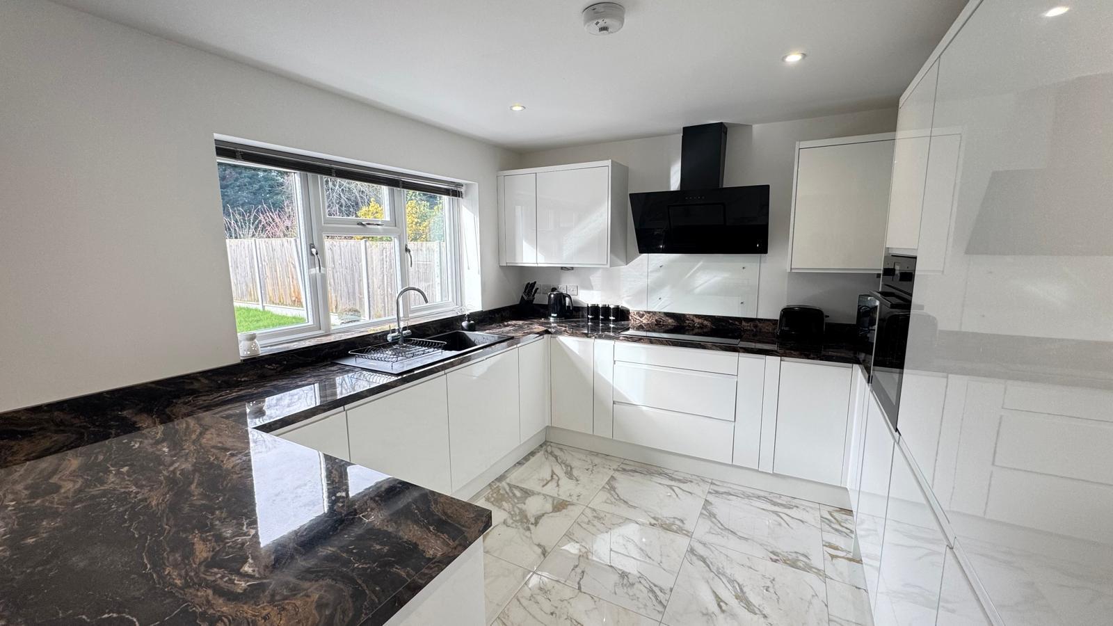 Property Image 1136d5a1-3373-4156-85f4-c9e066389268