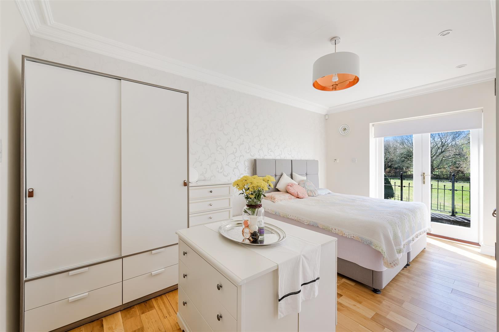 Property Image 113d9f3c-5504-4ff8-b1ec-08877127262e
