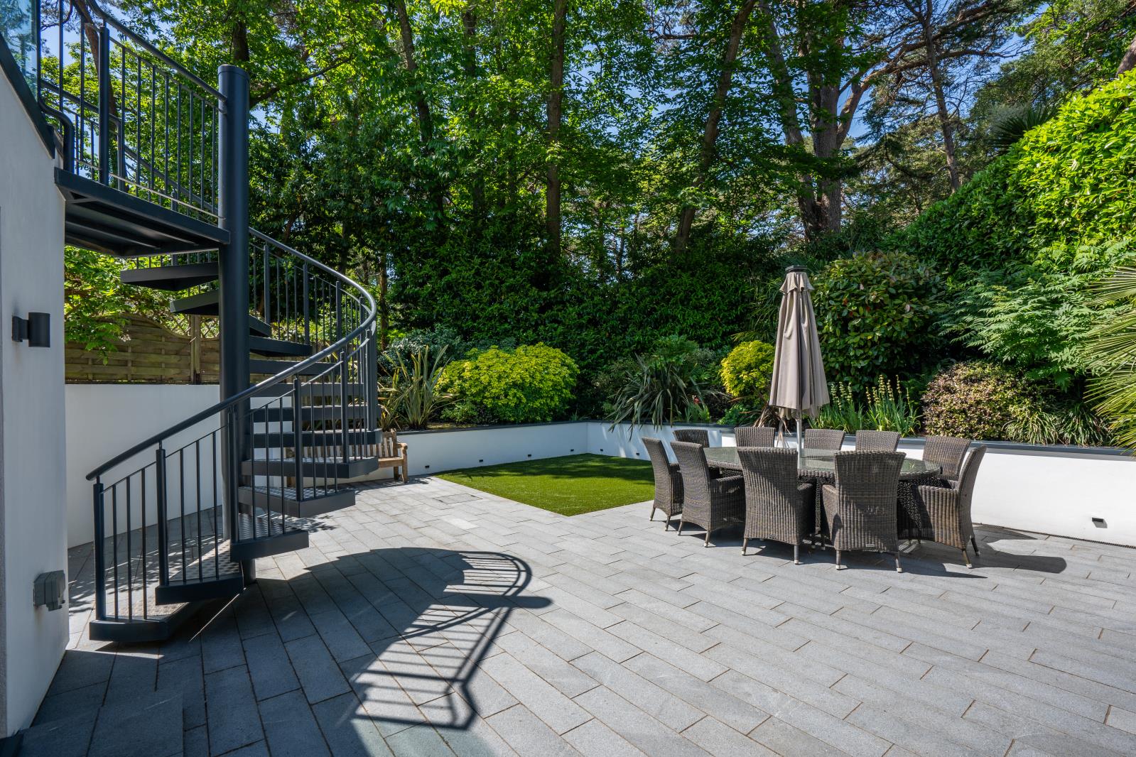 Property Image 114850b5-43a6-4274-86e5-f872ecfd5898