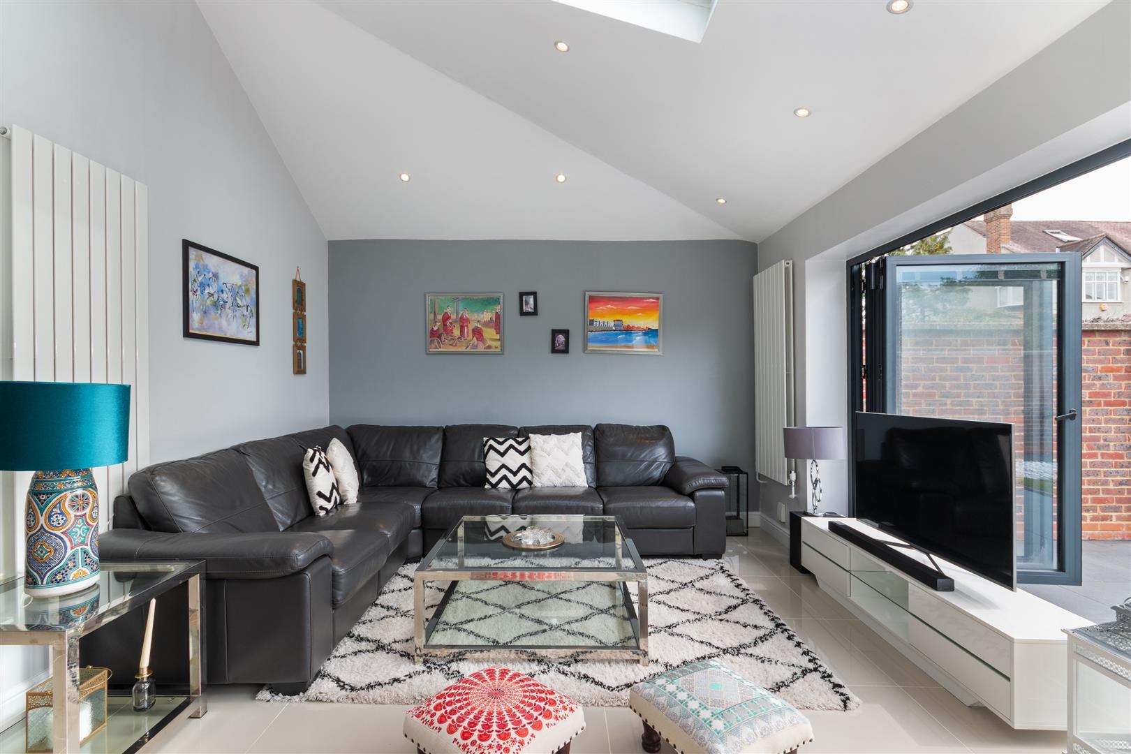 Property Image 115622f4-c29d-4929-bd0b-4a6445401029