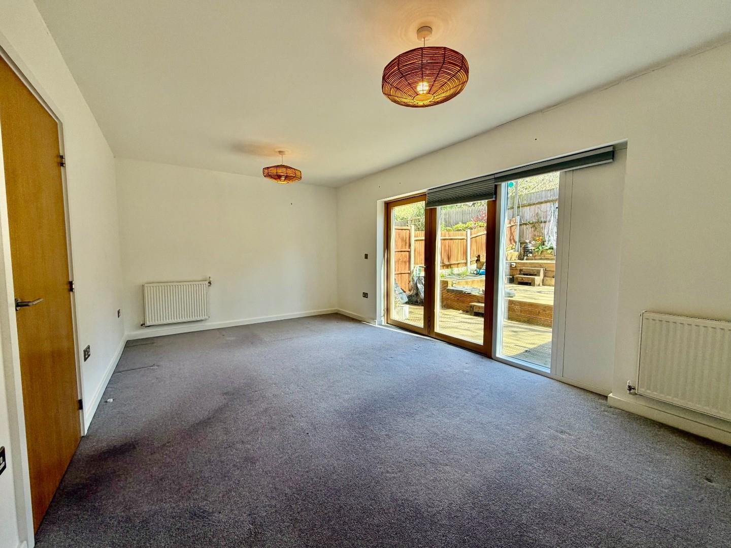 Property Image 11596a40-f2c6-46ec-8f73-bc74fdb1beab