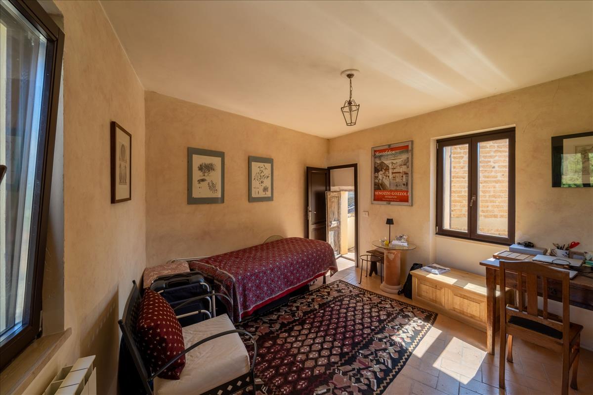 Property Image 11682643-e06b-44f9-bb20-5226a44b6115