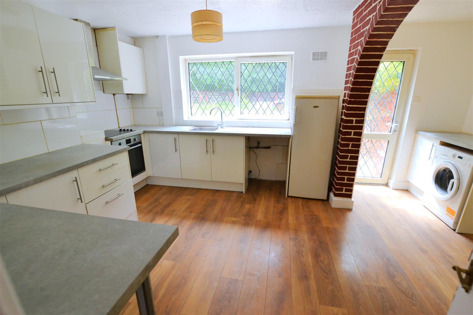 Property Image 117e8491-8975-4c14-941c-c9204e94b479