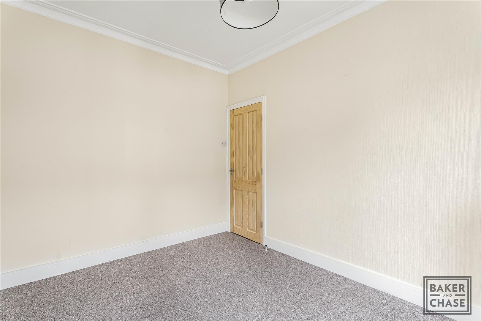 Property Image 119215b5-b5cd-4483-84dc-2b405e35cee9