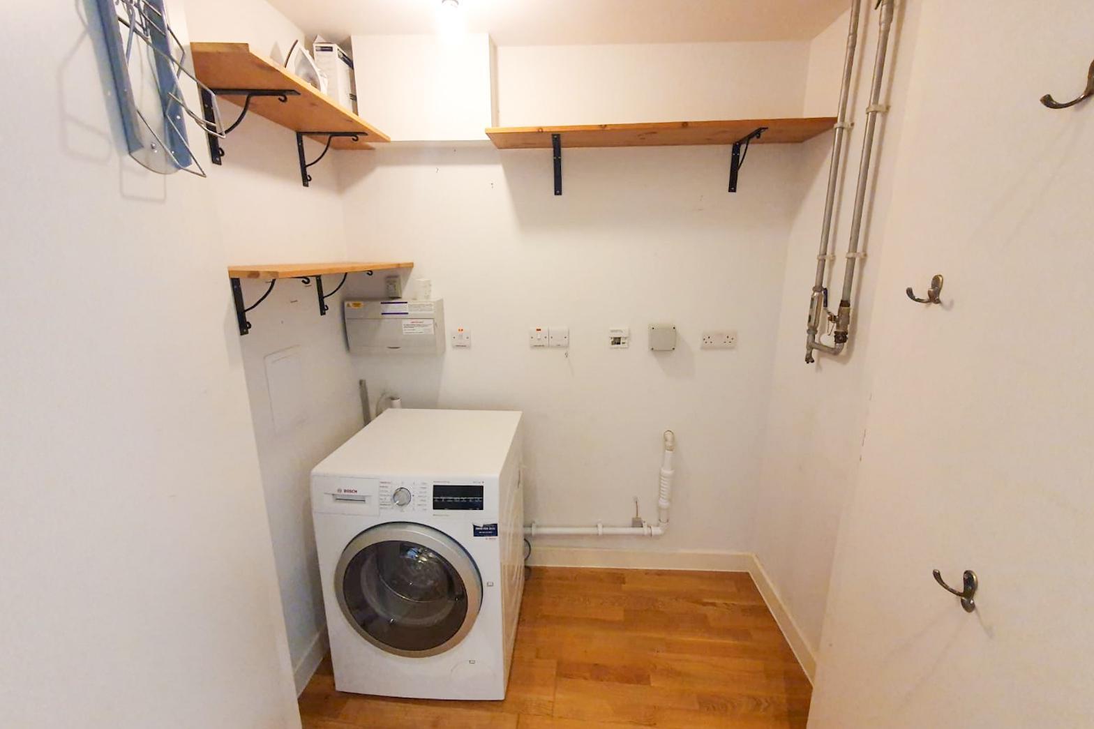 Property Image 11ac5511-b65a-48ed-ac10-ab5fbffa3c0c