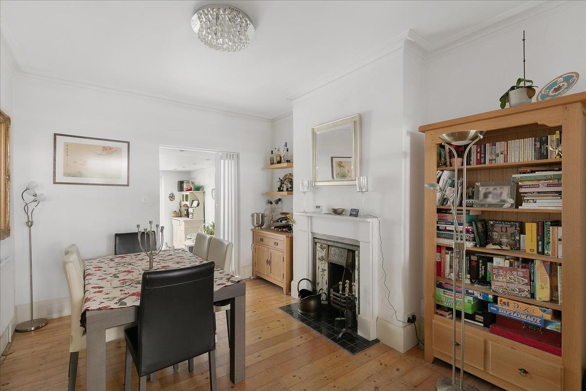 Property Image 11ad8e19-78a9-4cbe-b7f3-00f2af3ecab1