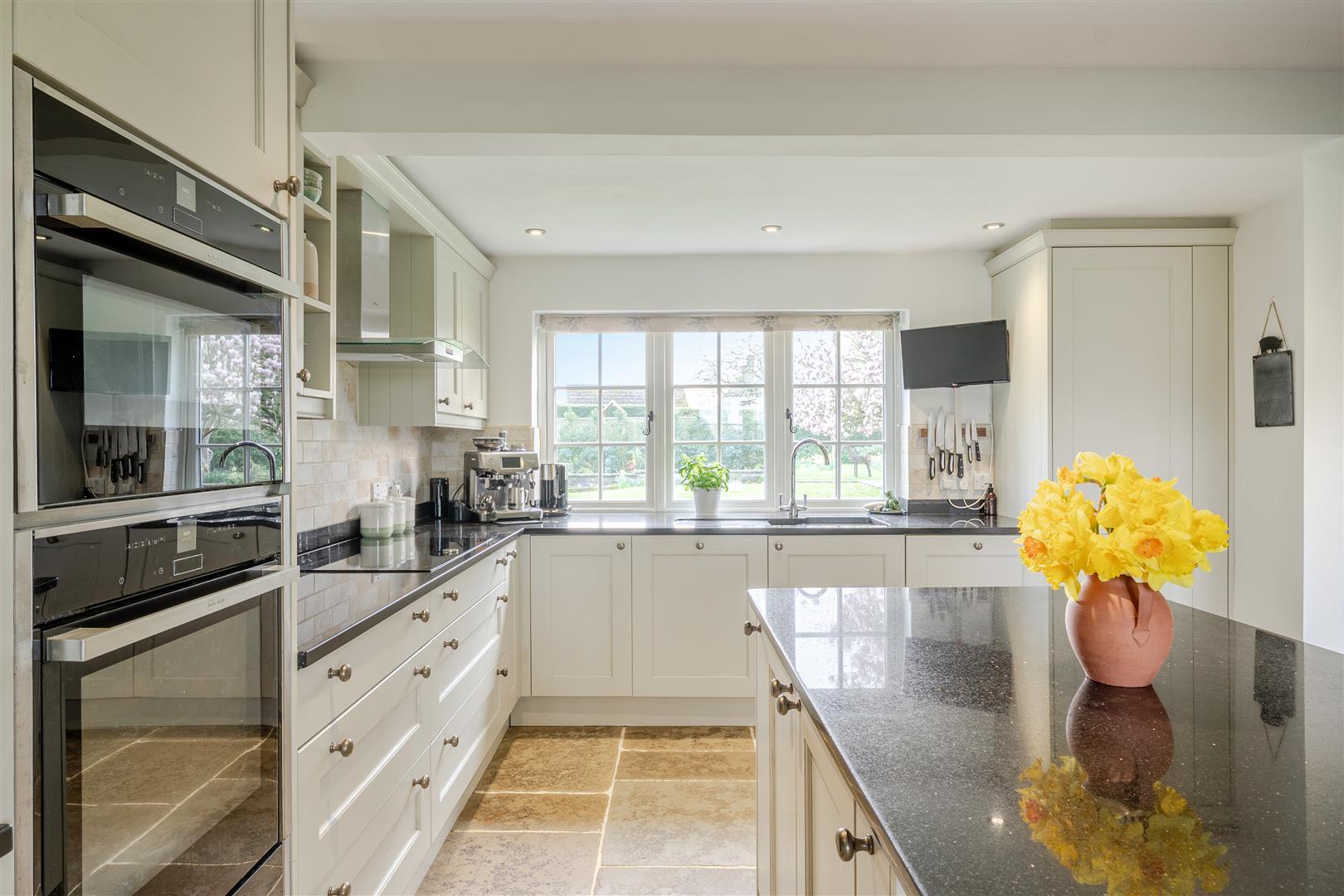 Property Image 11c2de9c-b859-478e-b2ed-8c37a0021c99