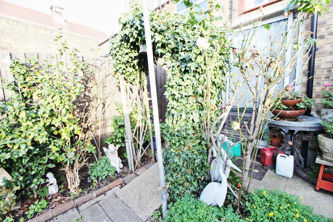 Property Image 11c76023-bdd6-4581-ba59-85eb822b0a47