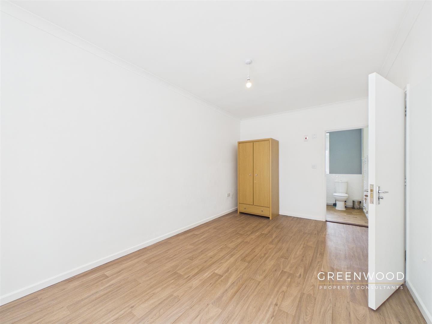 Property Image11cb8eba-3f92-4d74-befa-e5f4e5d49495