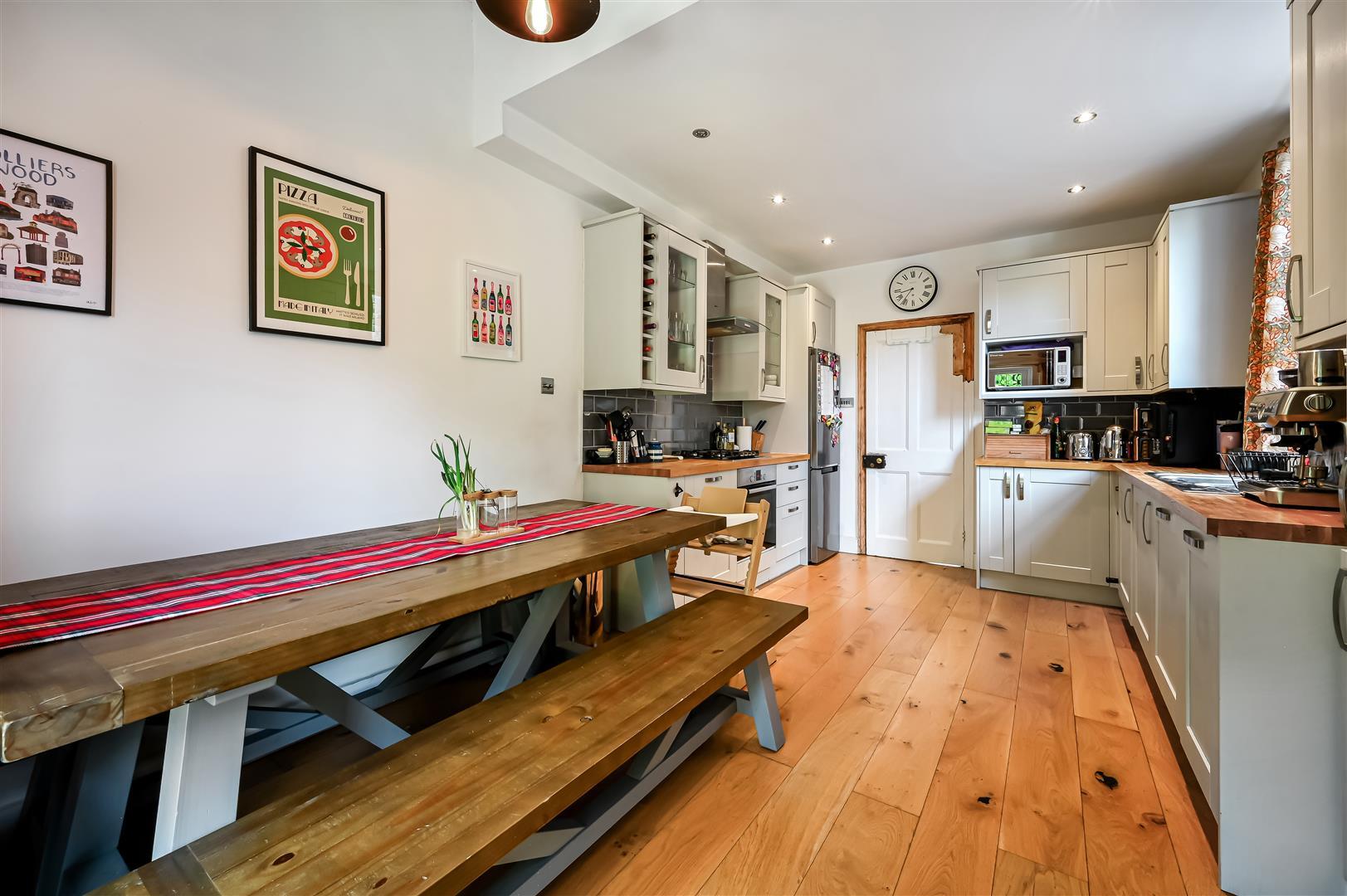 Property Image 11d749ec-e6b2-42ac-adca-2d40c8ca6002