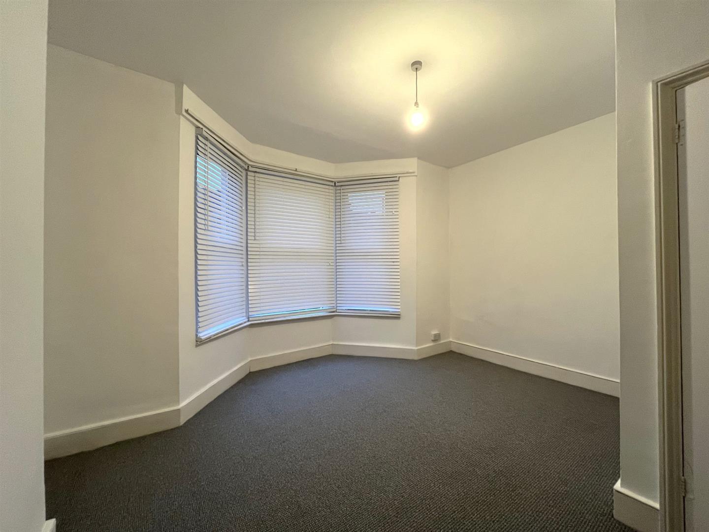 Property Image 11dc21ed-8b54-4812-bbb6-43481f3f0486