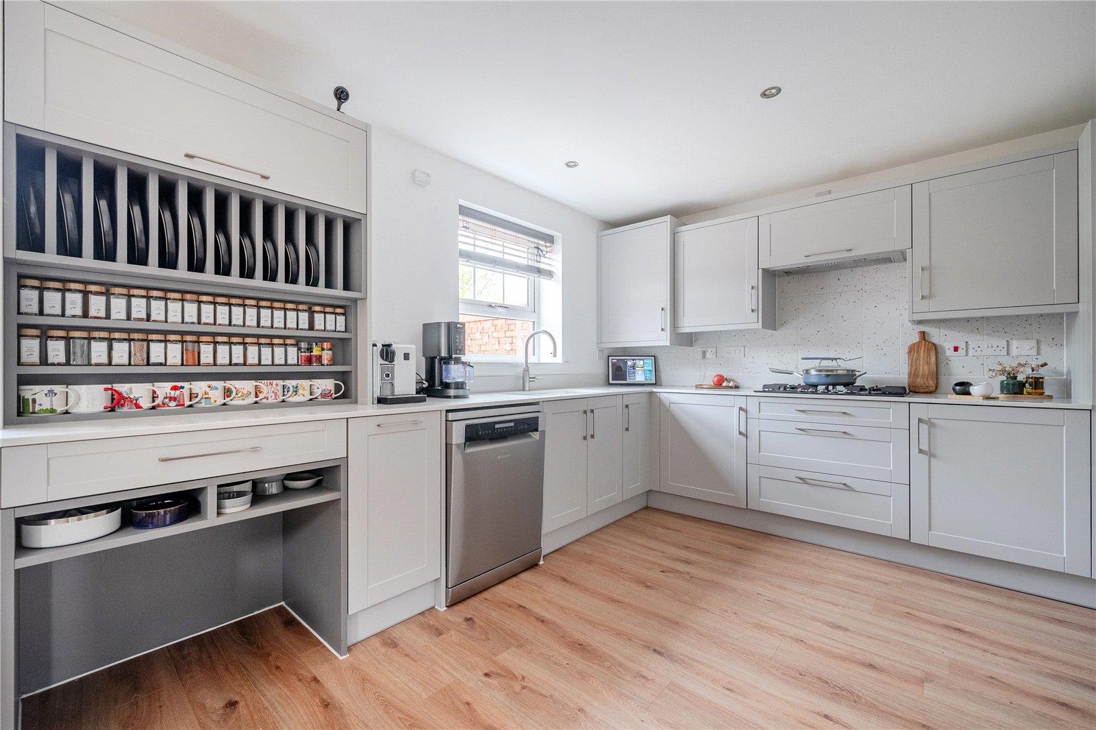 Property Image 11e374a3-1e7b-42e9-9a6d-708717d6bf93