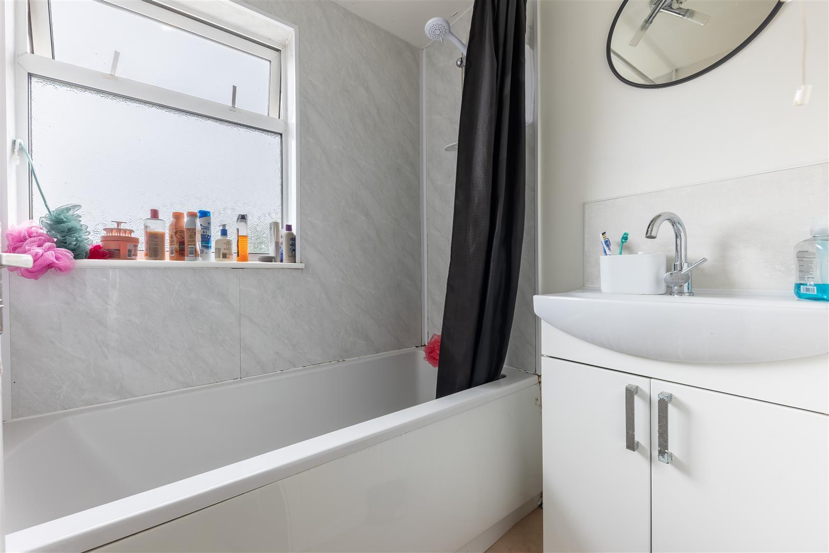 Property Image 11e87fc2-fb54-42a7-a38f-69eeb77d99ee