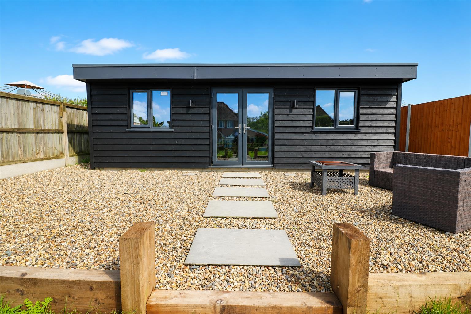 Property Image 11f879d6-3467-4b8a-82c4-78f154441c54