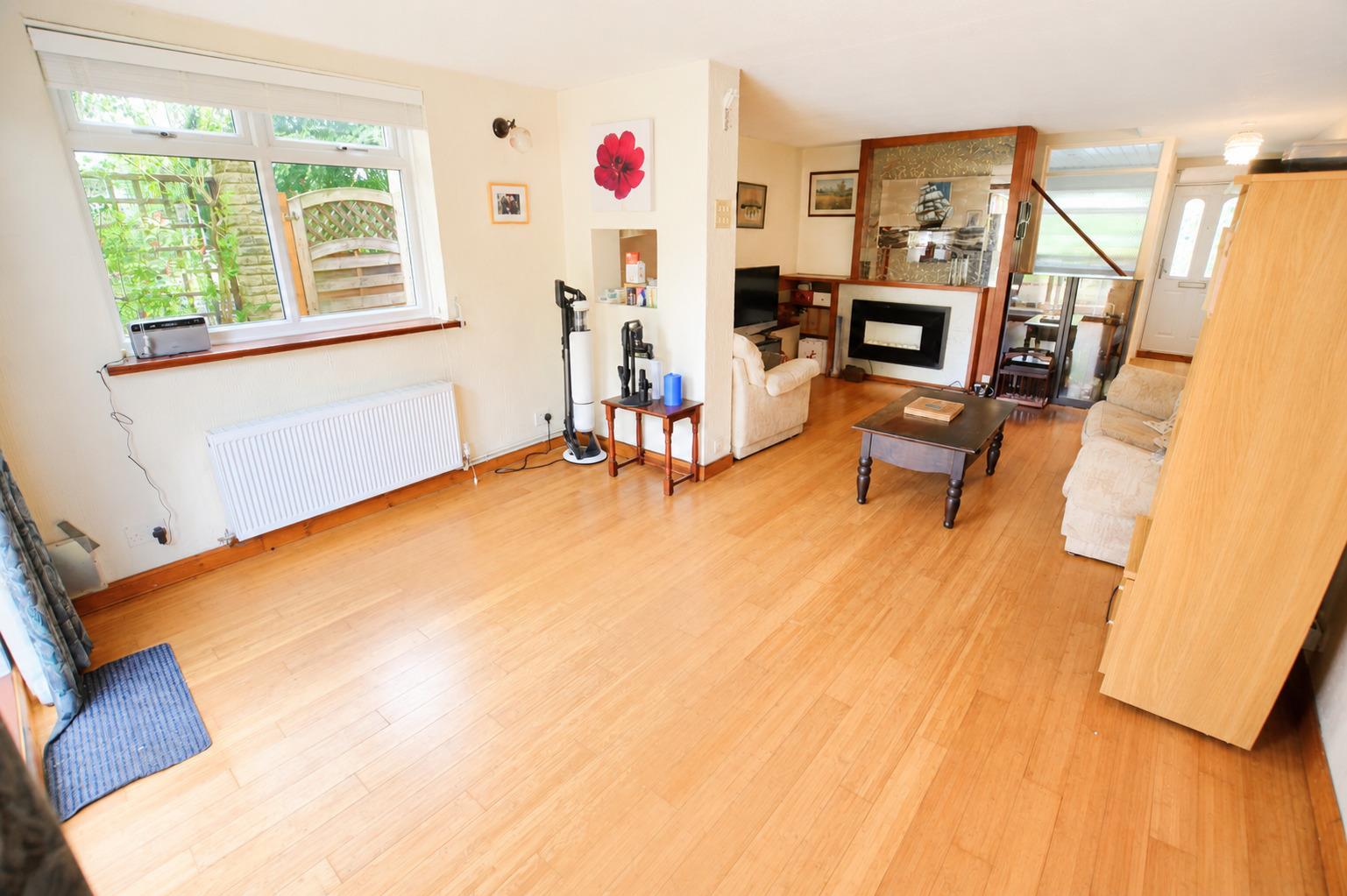Property Image 121d9a23-a9eb-4394-b33f-6a1591670d79
